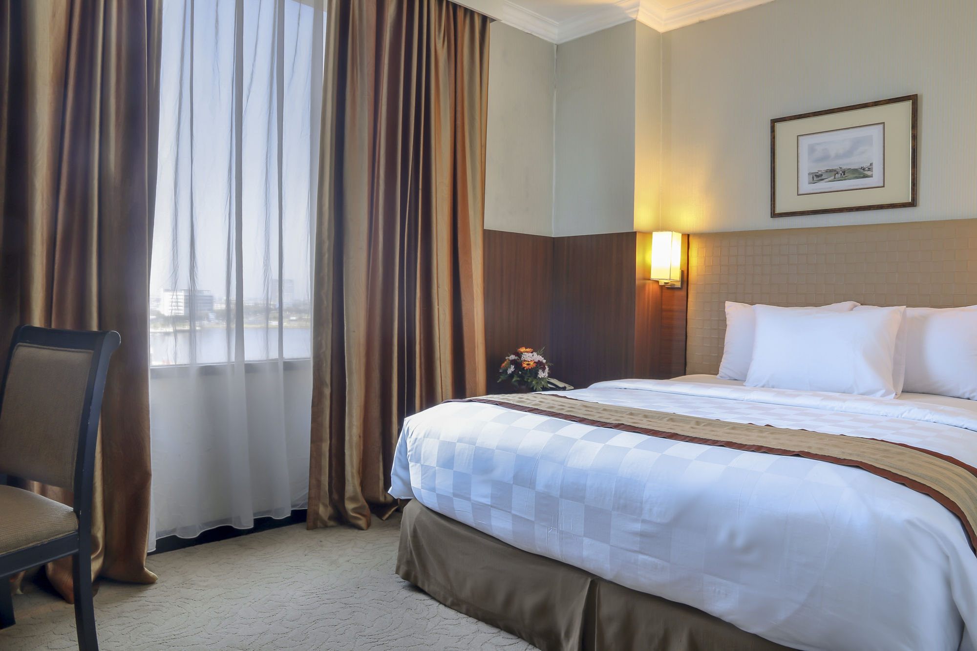 Almadera Hotel Makassar Extérieur photo